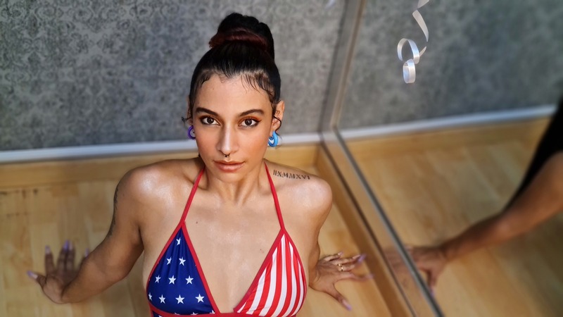 Artist SuryTamara Foto 4