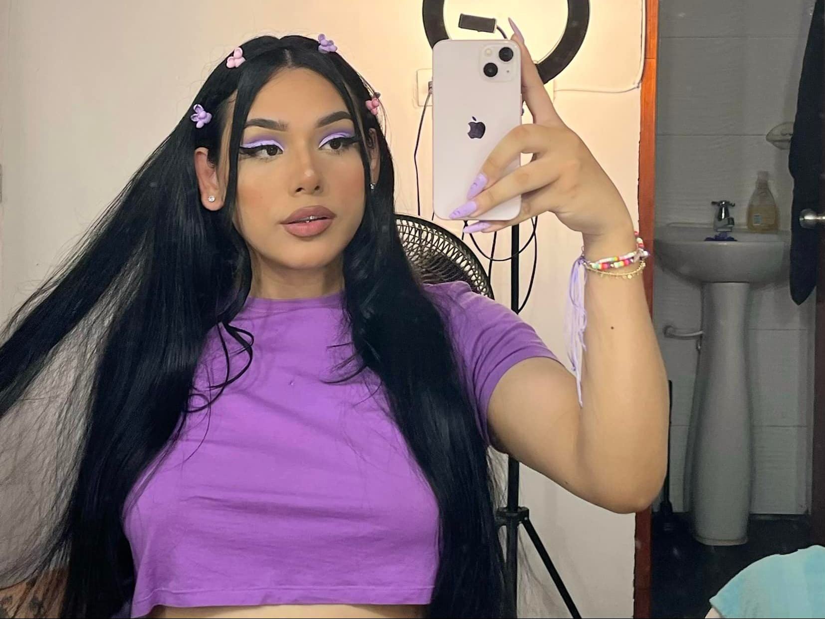 Image de profil du modèle de webcam dojacandice