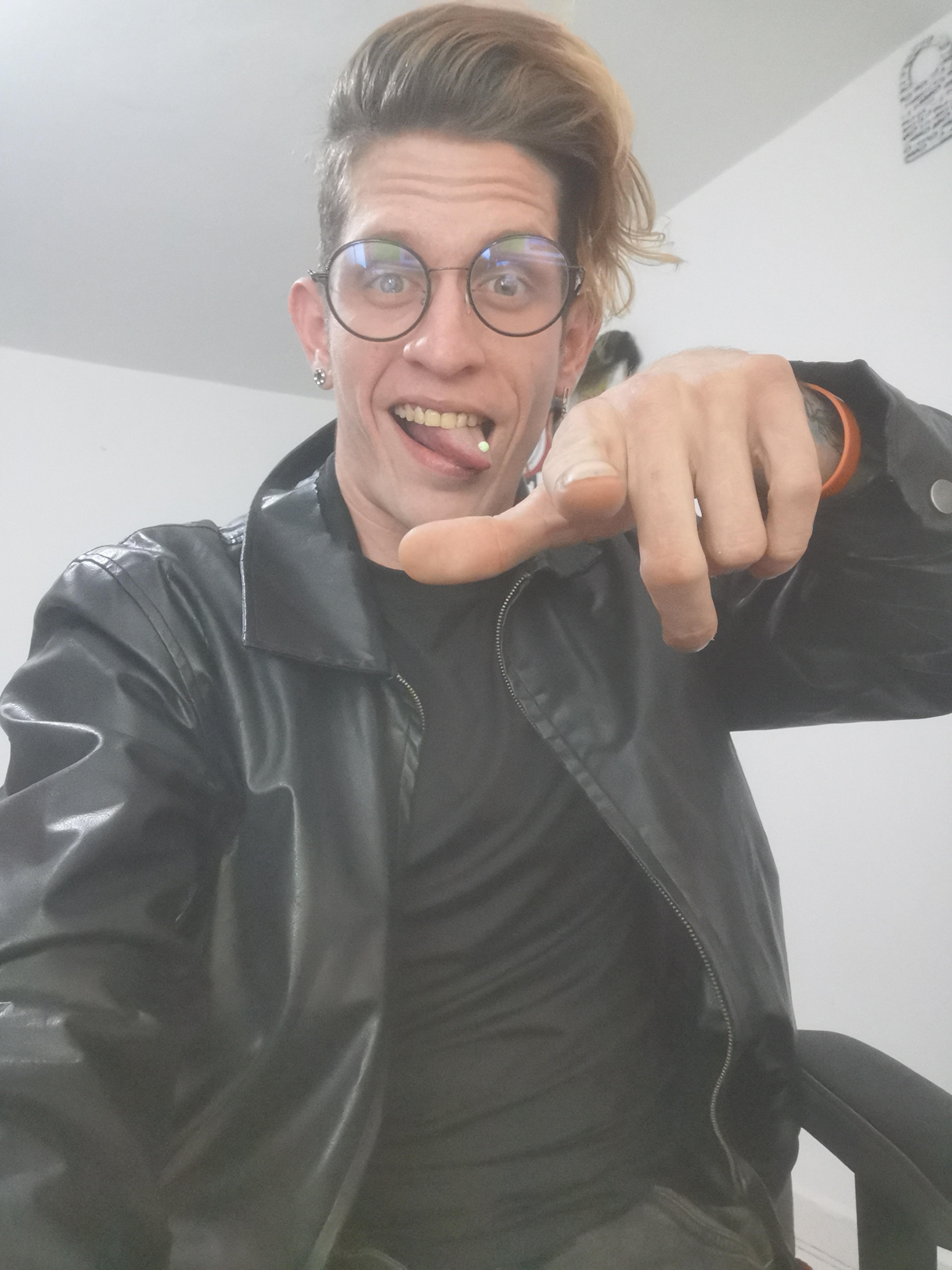 Performer Jeffwaltonn Photo 3