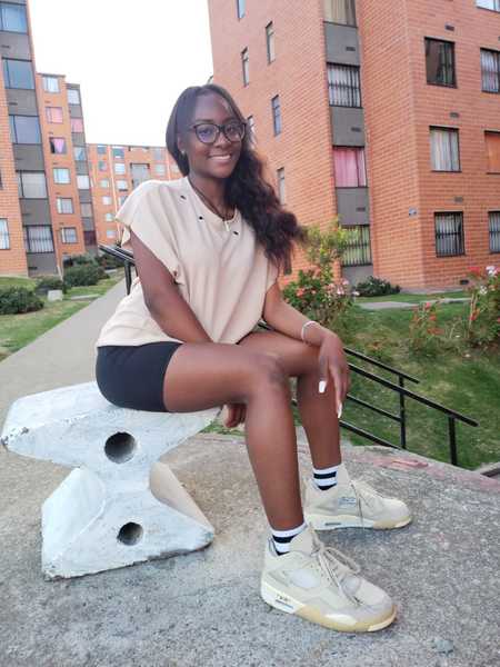 Performer MariaBellamy Photo 6