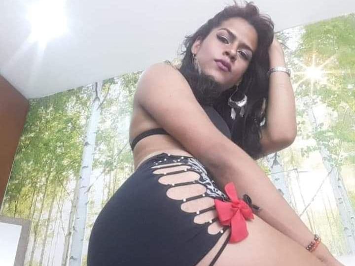 Foto de perfil de modelo de webcam de IsaDeSanti 