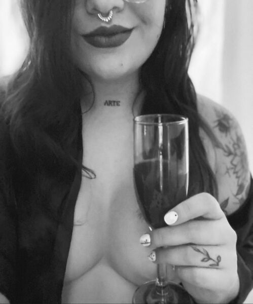 Interprete HannaaJohnson Foto 2