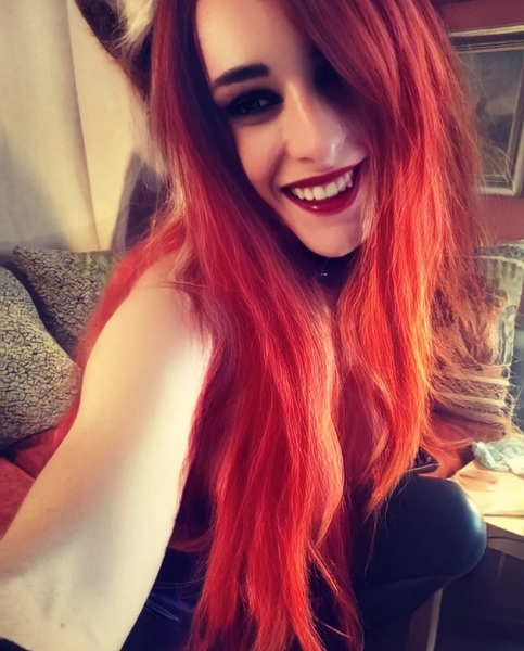 Darsteller GeekAva Foto 5