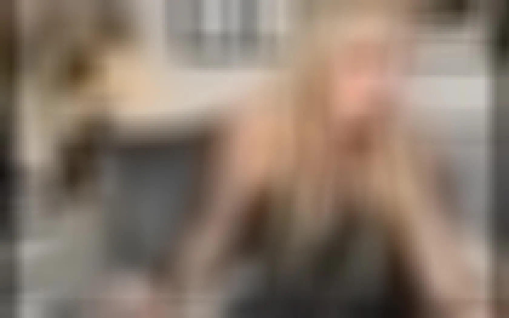 Artiest LongLegzLizzie Video 1
