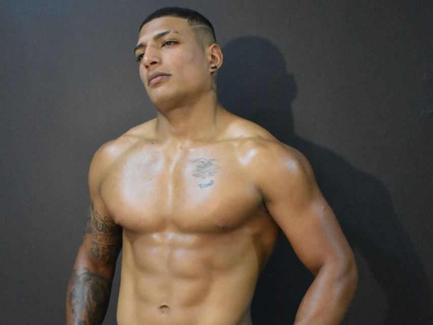 Imagen de perfil de modelo de cámara web de CHRIZMACGREGOOR