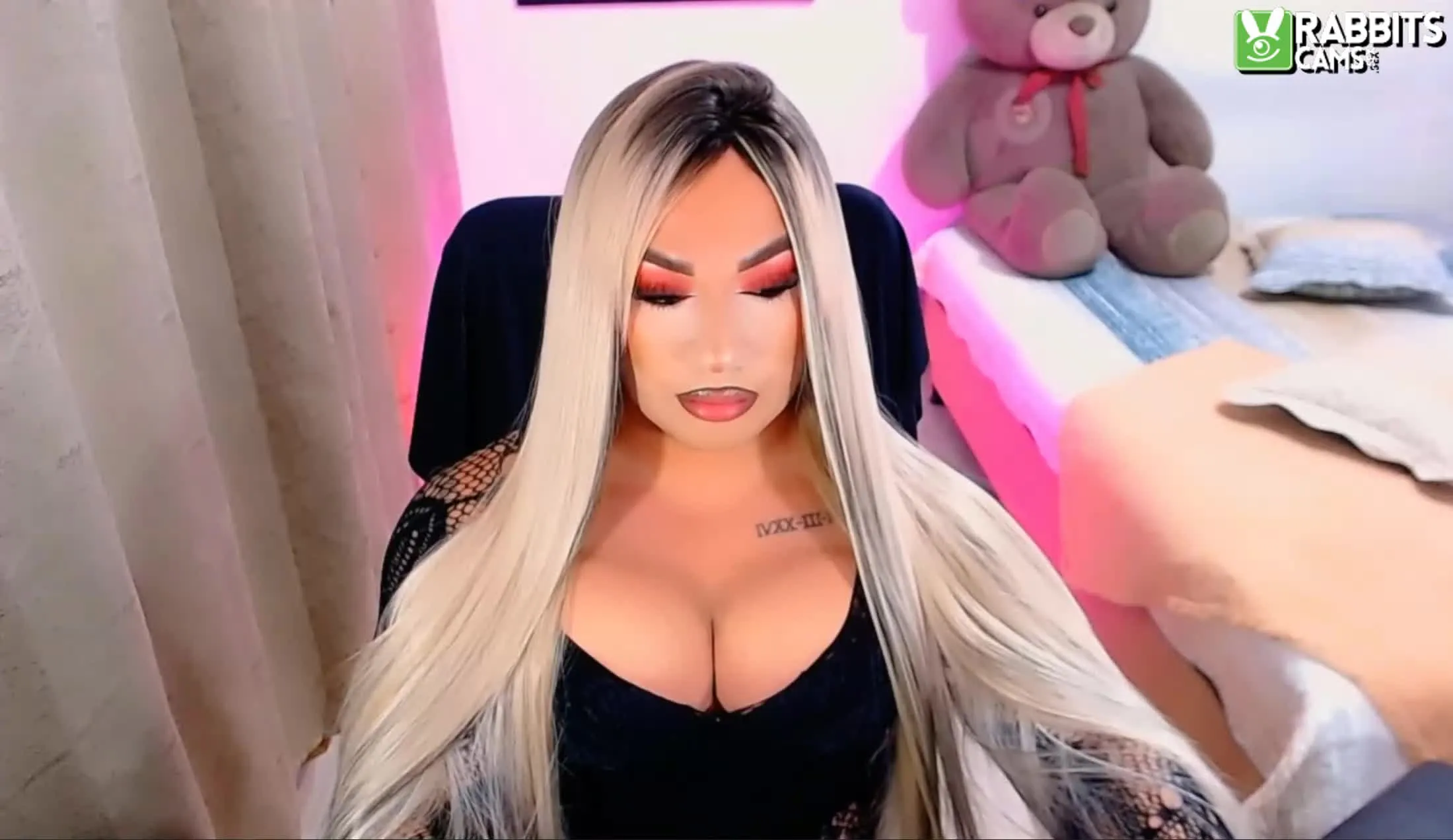 Performer 9inchspunisher Video 1