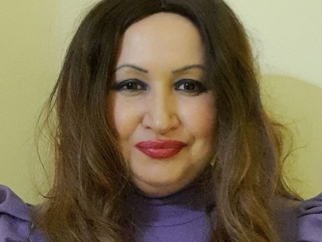 ElaMoon profilbild på webbkameramodell