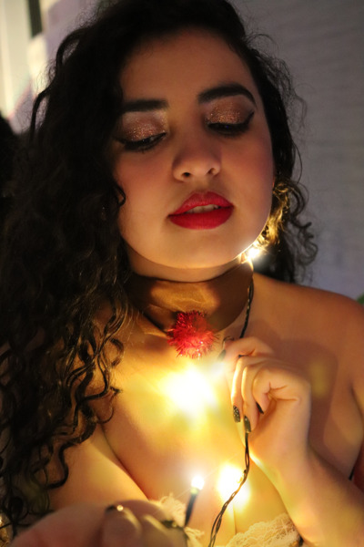 Performer EmmaColle Photo 5