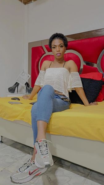 Artiest TyfannyLopez Foto 2