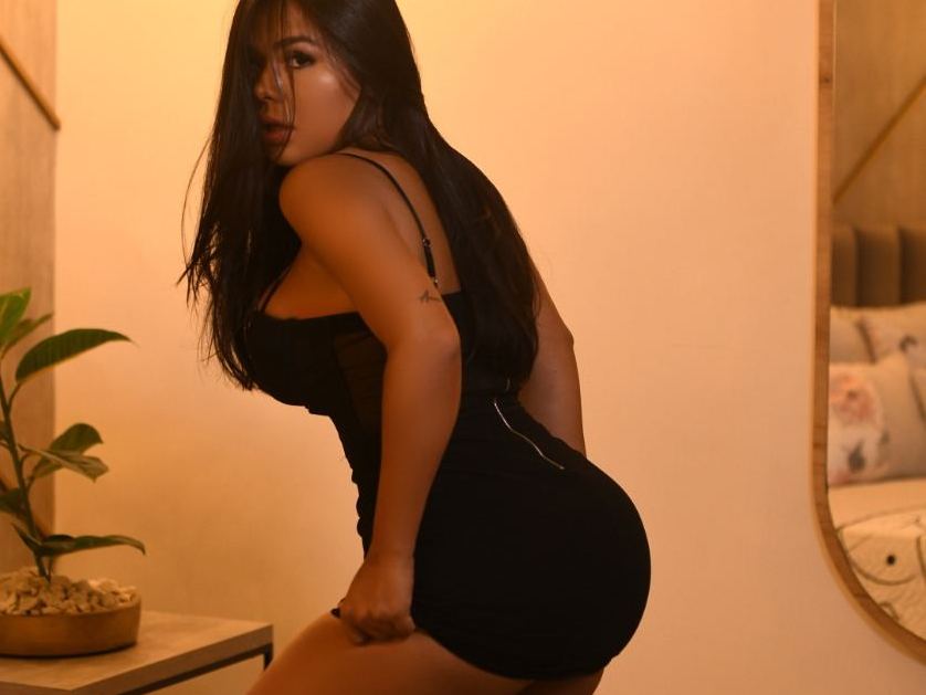 Image de profil du modèle de webcam CamilaDavaloss