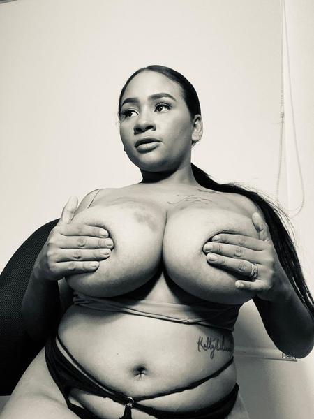 Artist Giulianatttf Foto 3