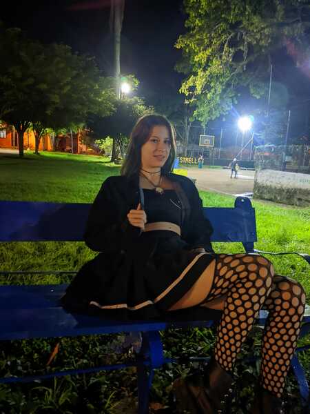 Interprete ConnyBarlow Foto 10