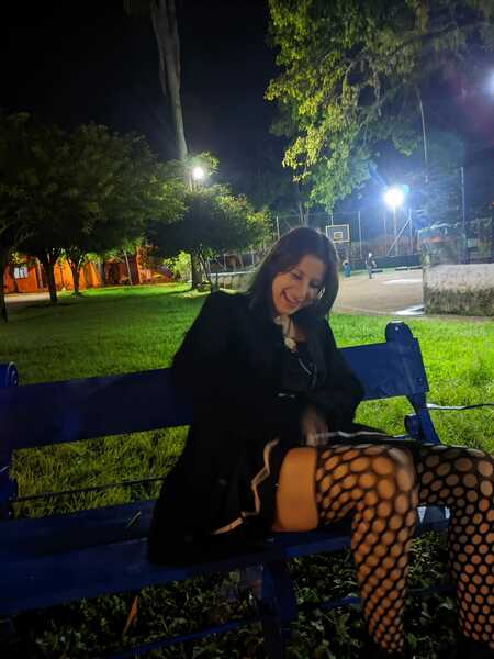 Interprete ConnyBarlow Foto 11