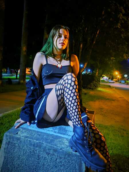 Interprete ConnyBarlow Foto 7