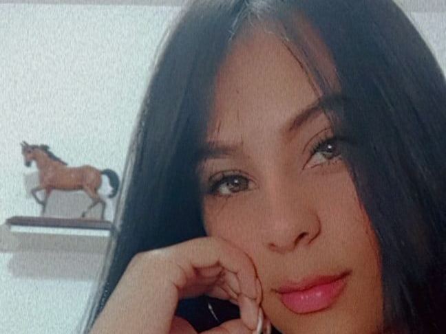 Imagen de perfil de modelo de cámara web de andreita2021