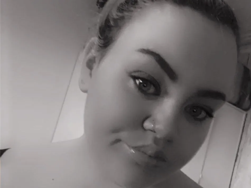 Image de profil du modèle de webcam katyannex