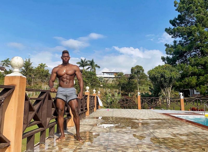 Performer BadBoy99 Photo 6