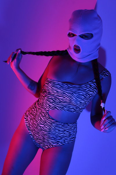 Performer LianeBohn Photo 8