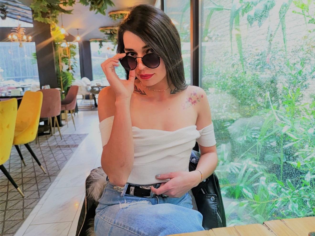 LiaJonesx immagine del profilo del modello di cam