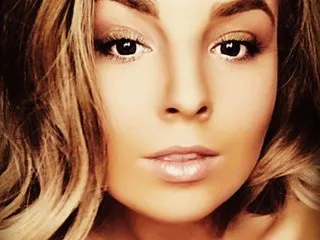 Imagen de perfil de modelo de cámara web de GiGi_UK