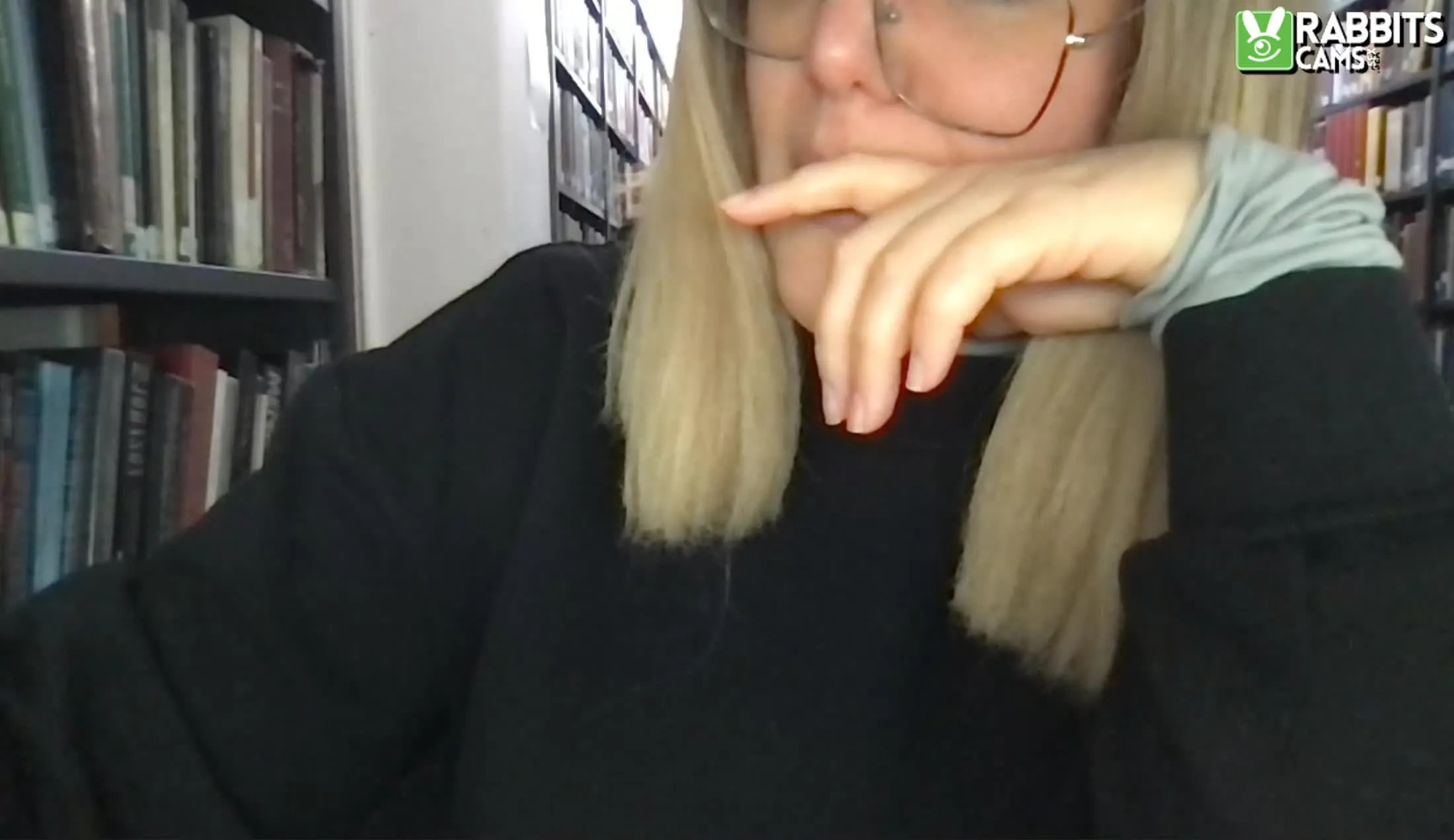 Artist MistressLouUK Video 1