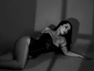 Imagen de perfil de modelo de cámara web de ZaraHartUK