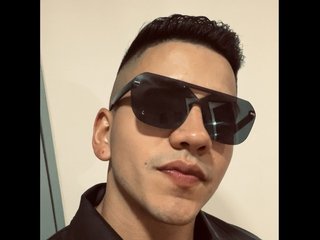 Image de profil du modèle de webcam MarcLocke