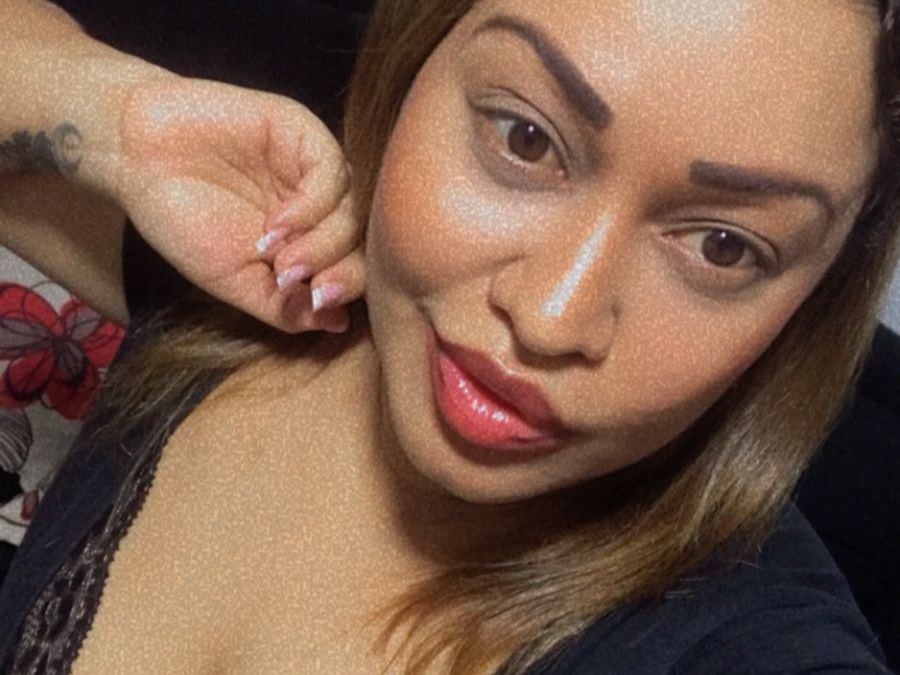 EmilianaMilf profilbild på webbkameramodell