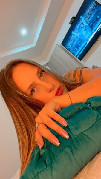 Performer KenzieeBrooke Photo 12