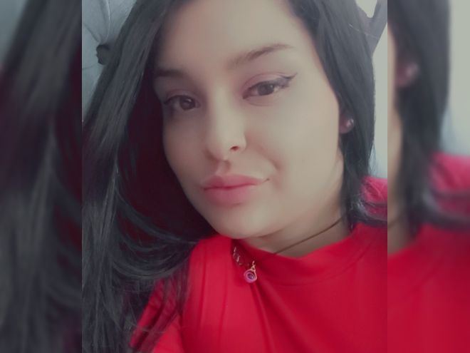 Imagen de perfil de modelo de cámara web de violetaflower