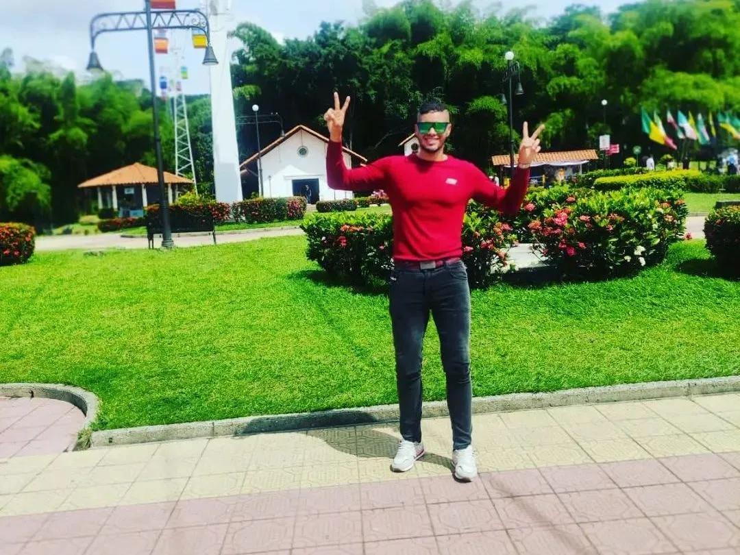 Foto de perfil de modelo de webcam de Thekintkevin36