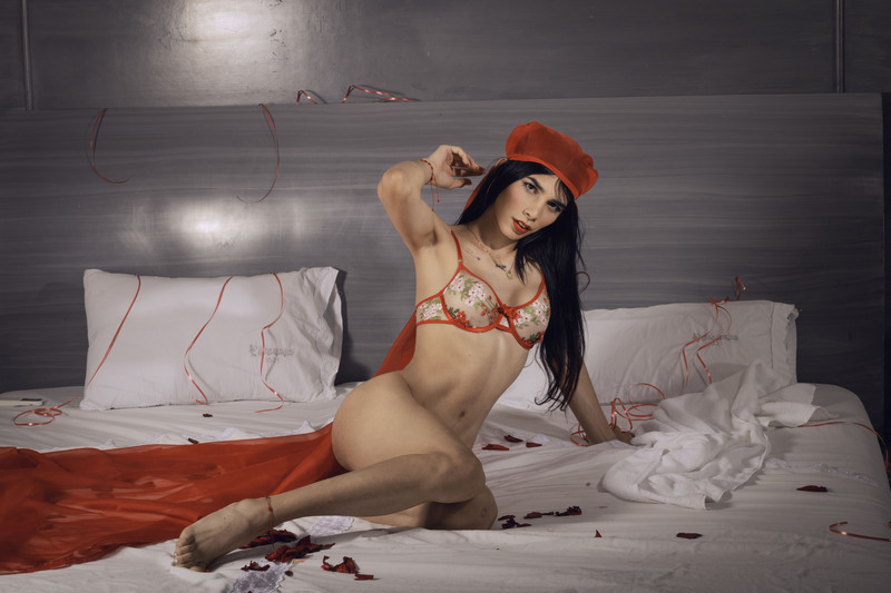 Performer leslymathiuss Photo 1