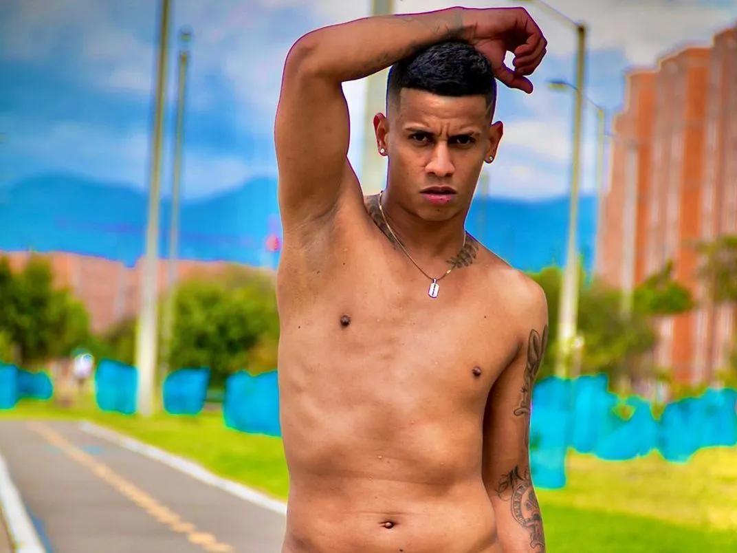 AlexSuttons cam model profile picture