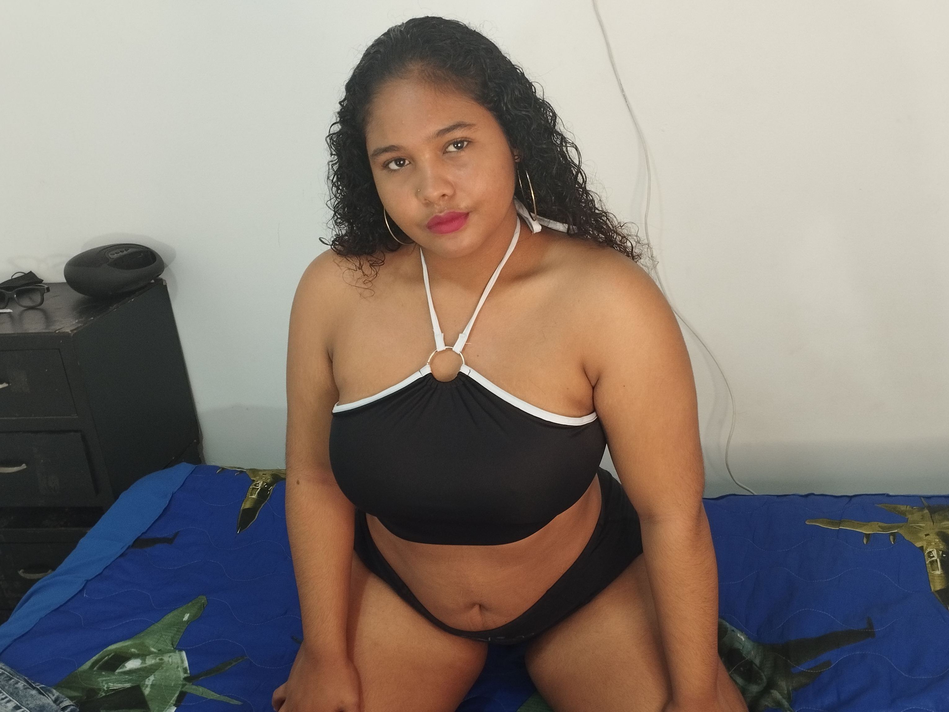 Foto de perfil de modelo de webcam de YENNZA 