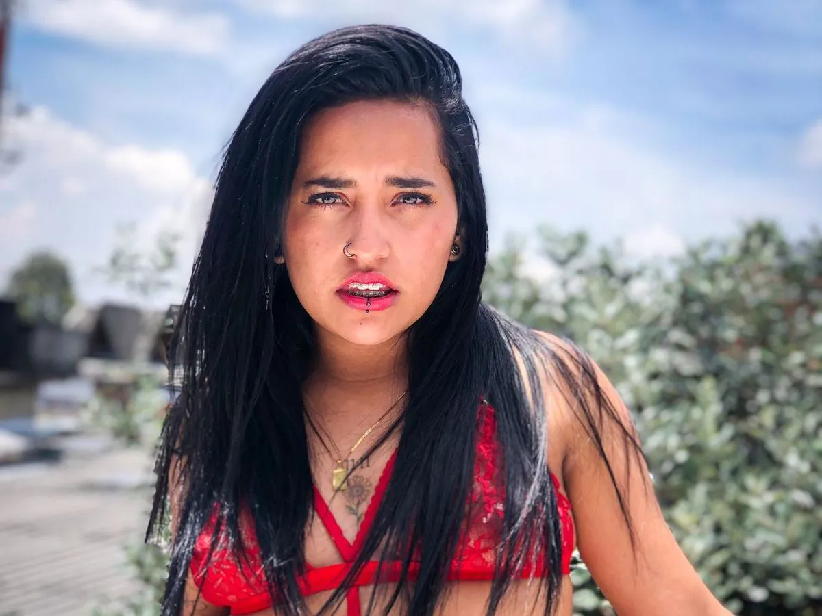 Foto de perfil de modelo de webcam de aliiceculleen