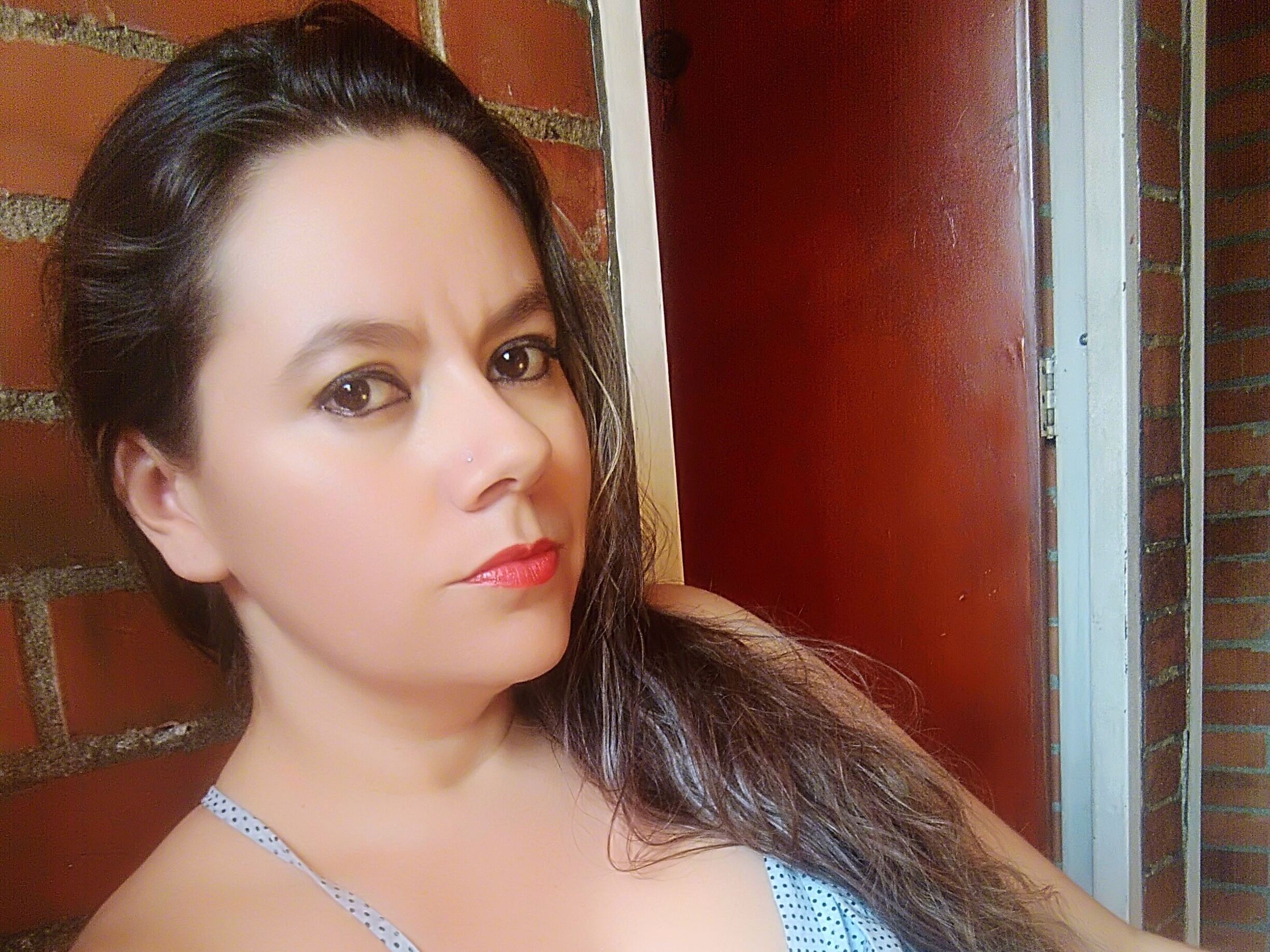 Foto de perfil de modelo de webcam de AlissiaYons 