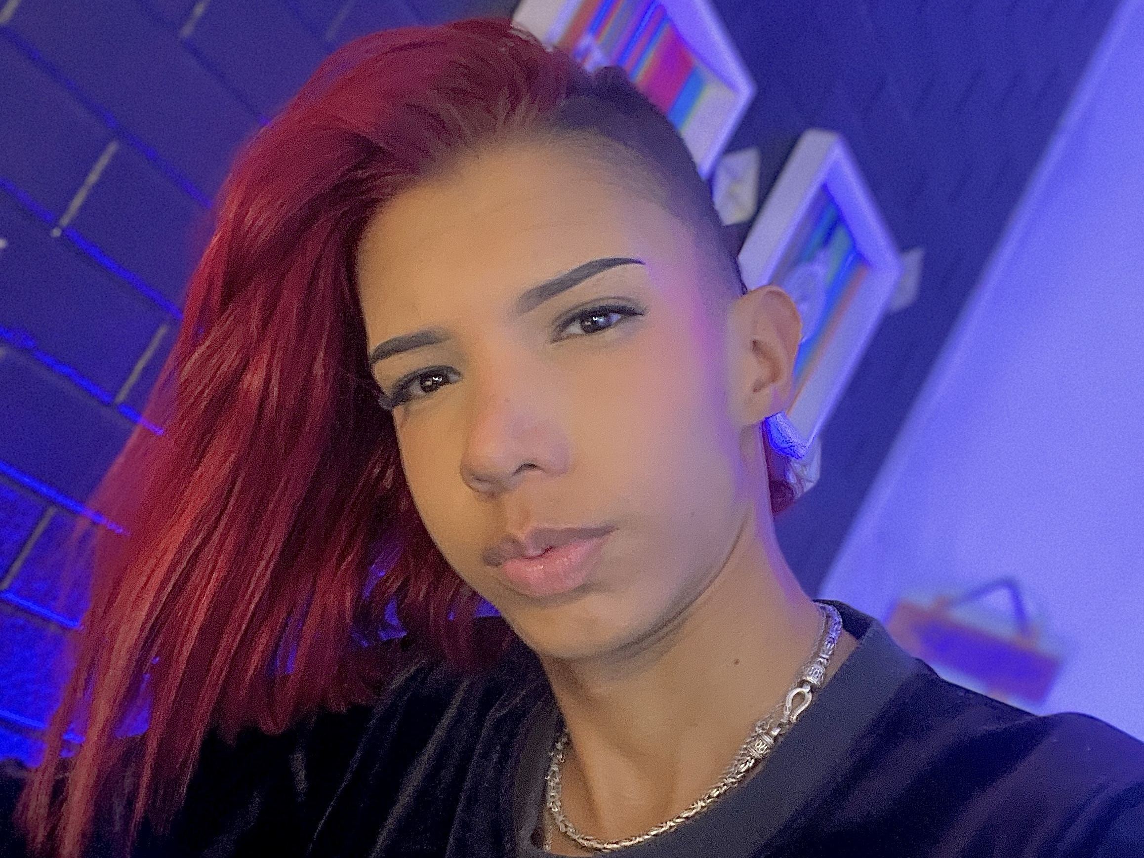 femboysam profilbild på webbkameramodell