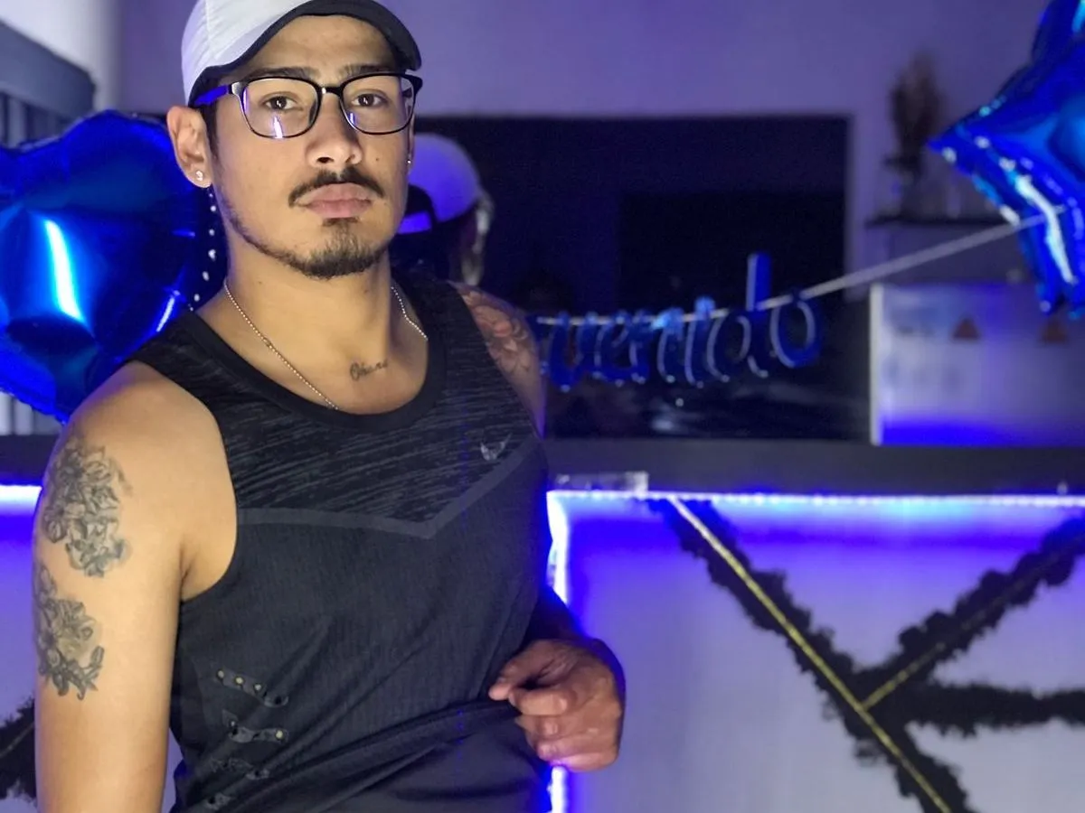 Xanderbgcock profielfoto van cam model