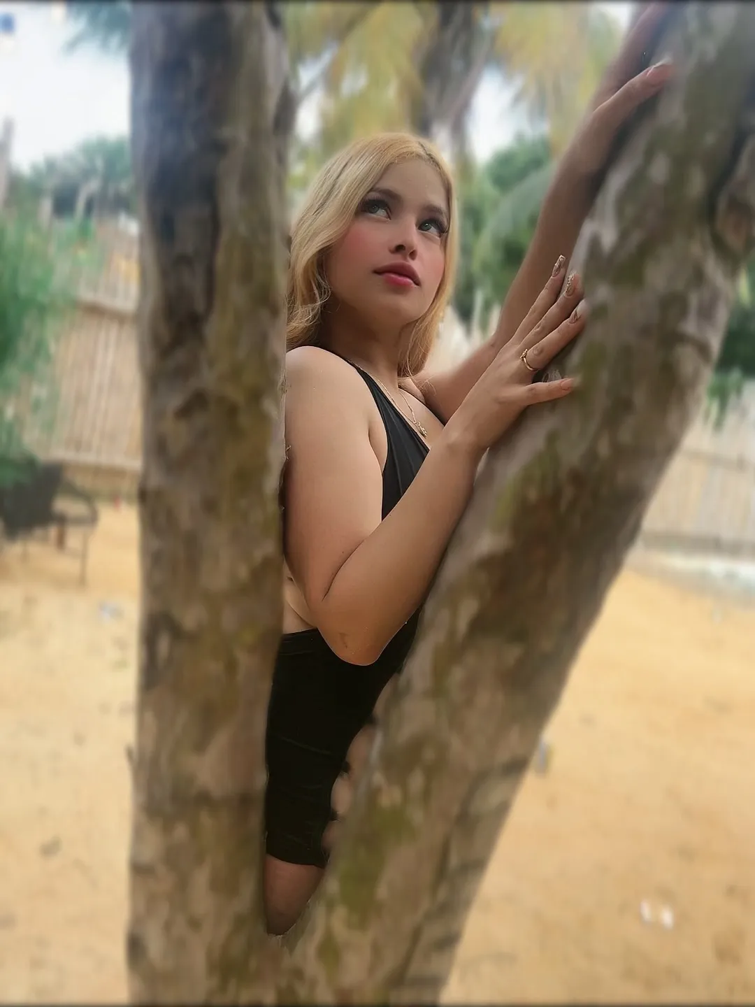 Performer ShantalSummer Photo 7