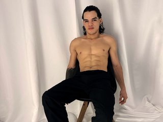 AlbertBernal69 cam model profile picture 
