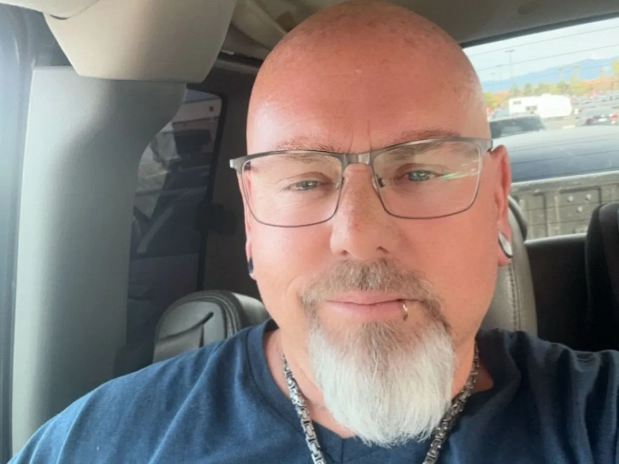ConorGreyx profilbild på webbkameramodell