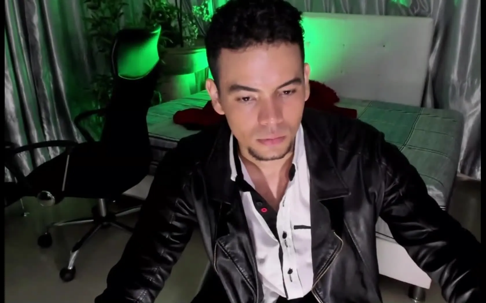 Darsteller neccesittysex Video 1