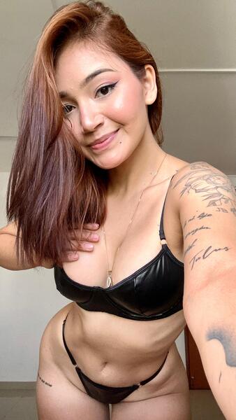 Performer AnniePeters Photo 5