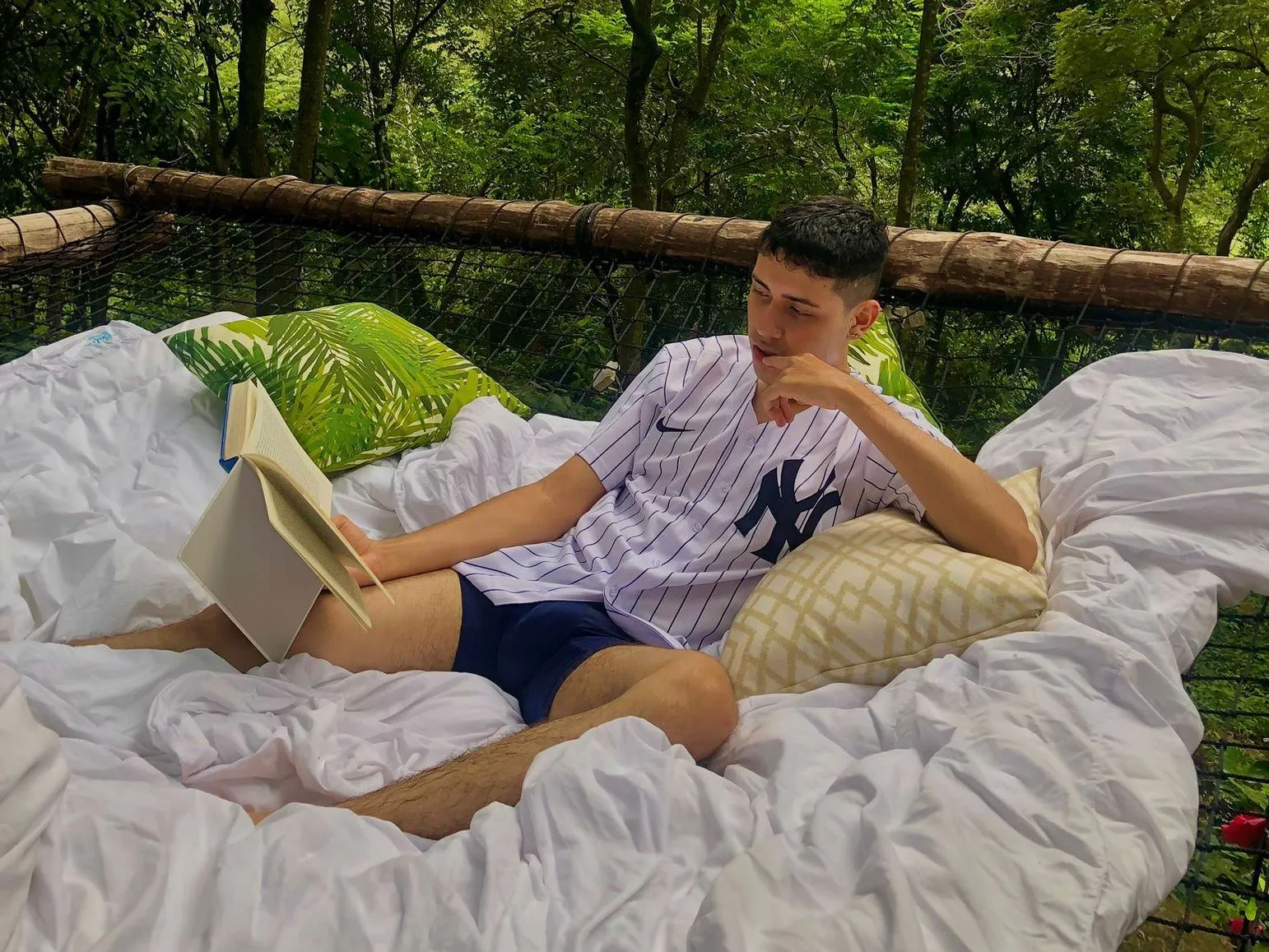 AaronGreco profielfoto van cam model