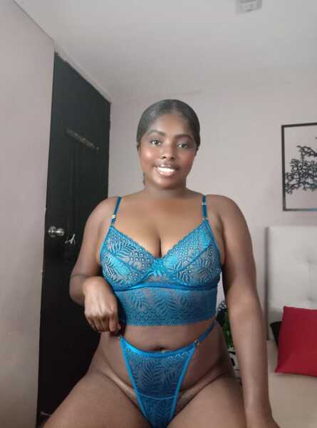 Artiest AshantiBM Foto 9