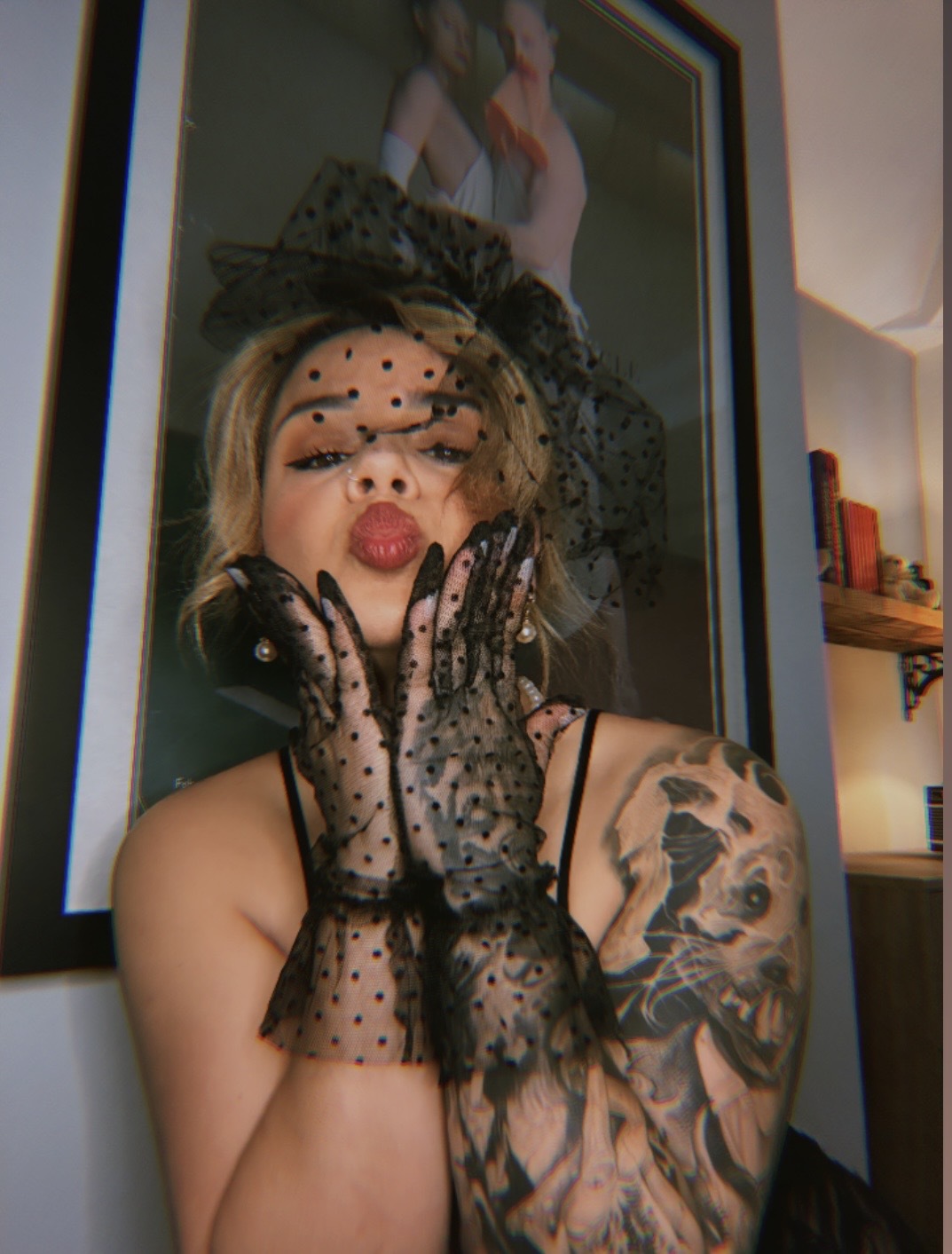 Performer Aerin Photo 1