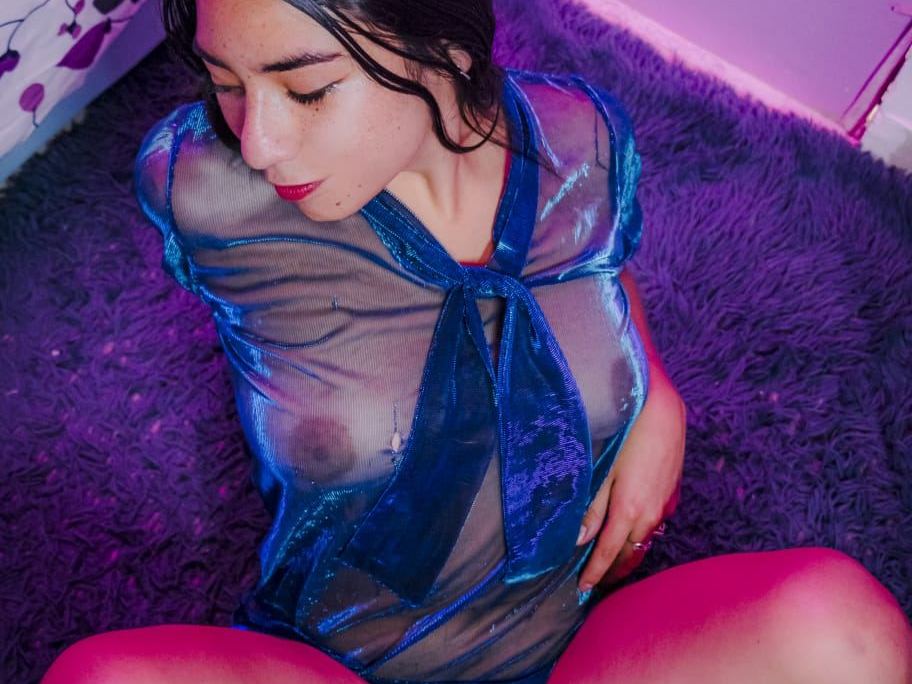 JuliaFtana profilbild på webbkameramodell