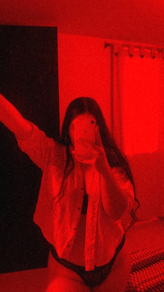 Performer ViolettRosso Photo 1
