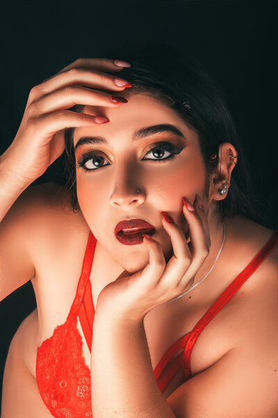 Performer ViolettRosso Photo 4