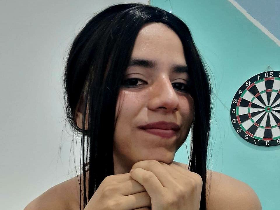 Foto de perfil de modelo de webcam de KYLIIELOVE 